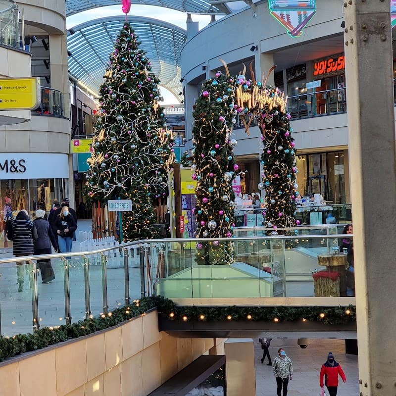 New Look - Clothes Shops in leeds