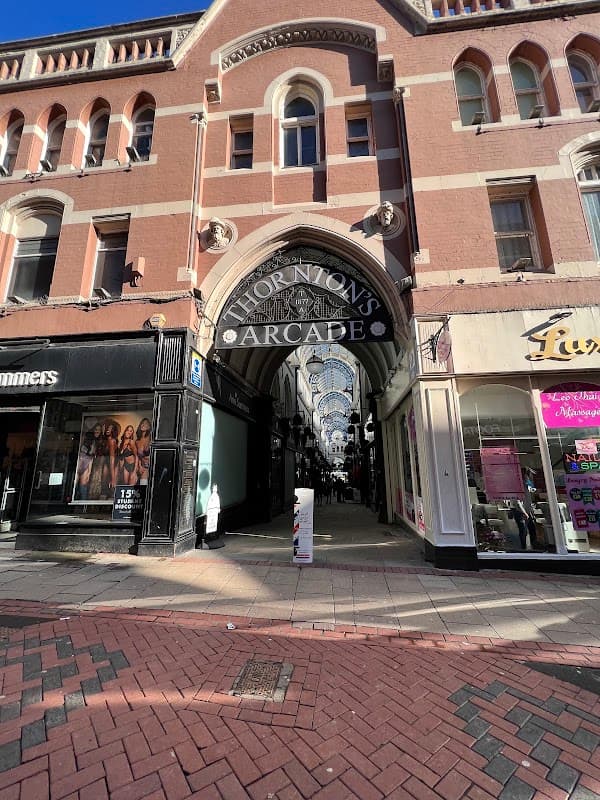 Thornton's Arcade - Shopping Centres in leeds