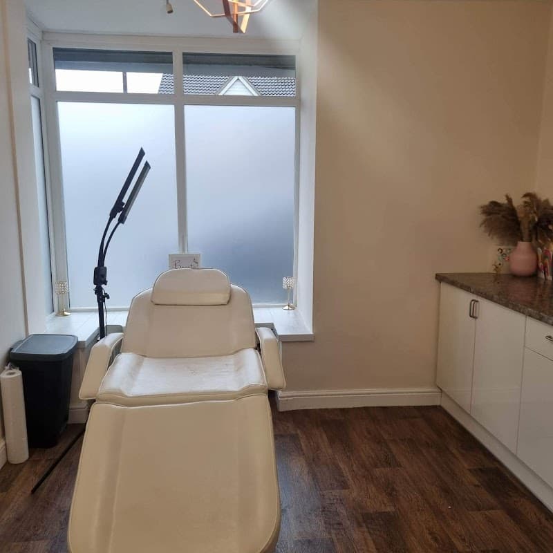 Evolve Yourself - Beauty Salons in maltby