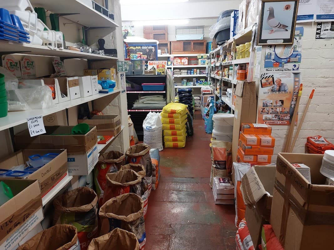 B.Leefe & Sons - Pet Shops in malton