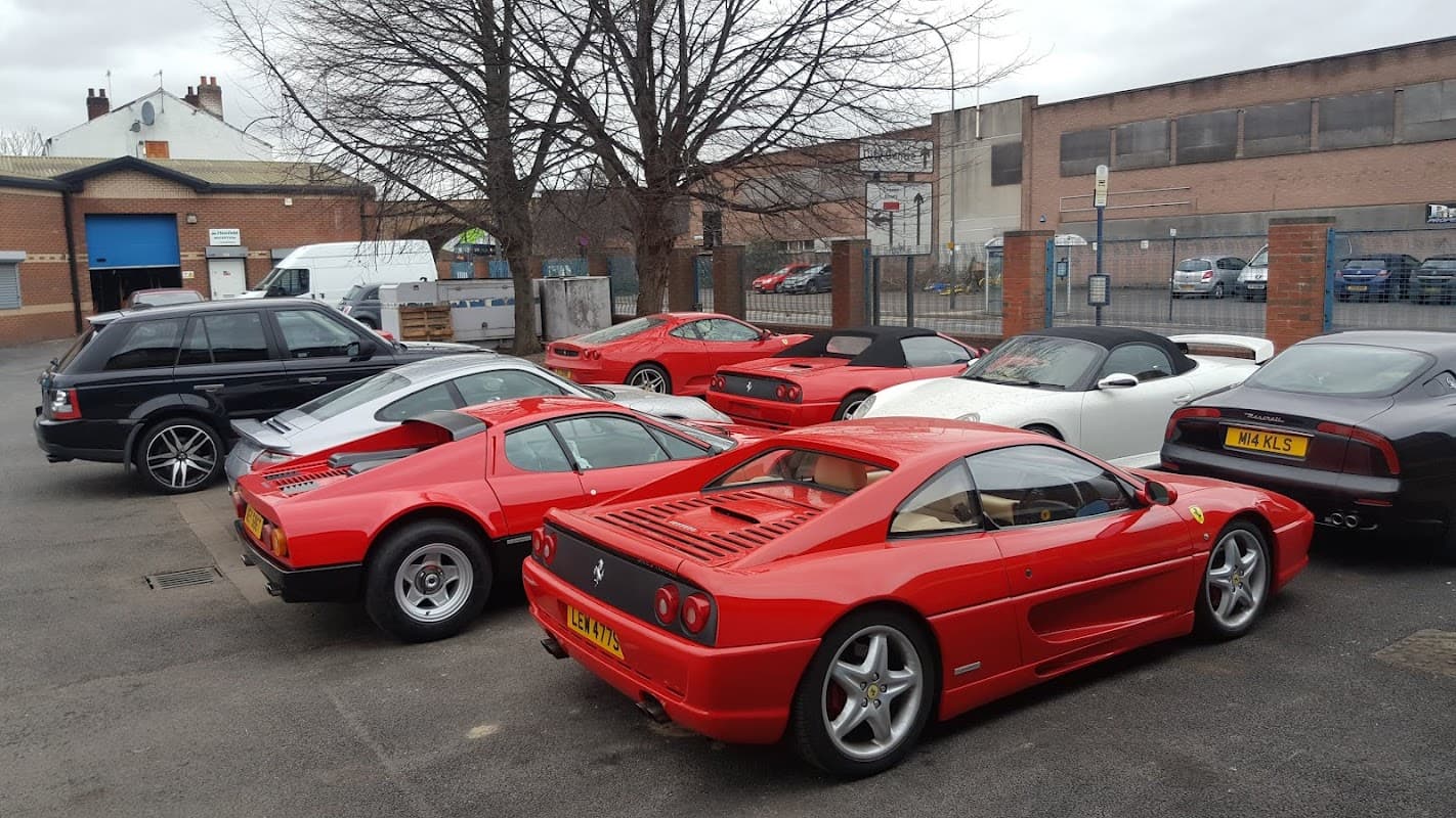 Super Car Centre - Garages in manor