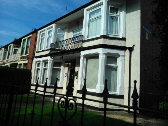 Chadwick Guesthouse - Guest House in middlesbrough