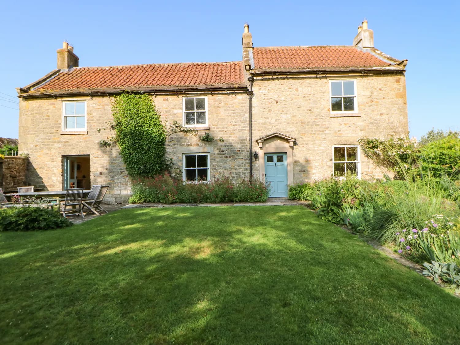 Accommodation at Mill Farm House in ravensworth