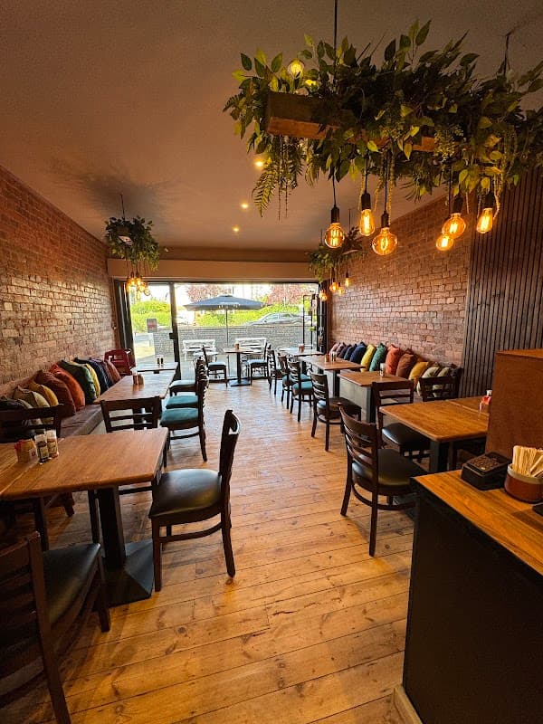 Cafe 96 location Cafรจ in moortown