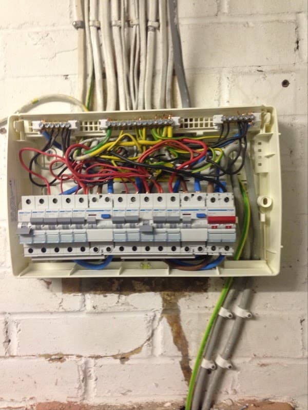 Electrical installation - Electricians in scarborough