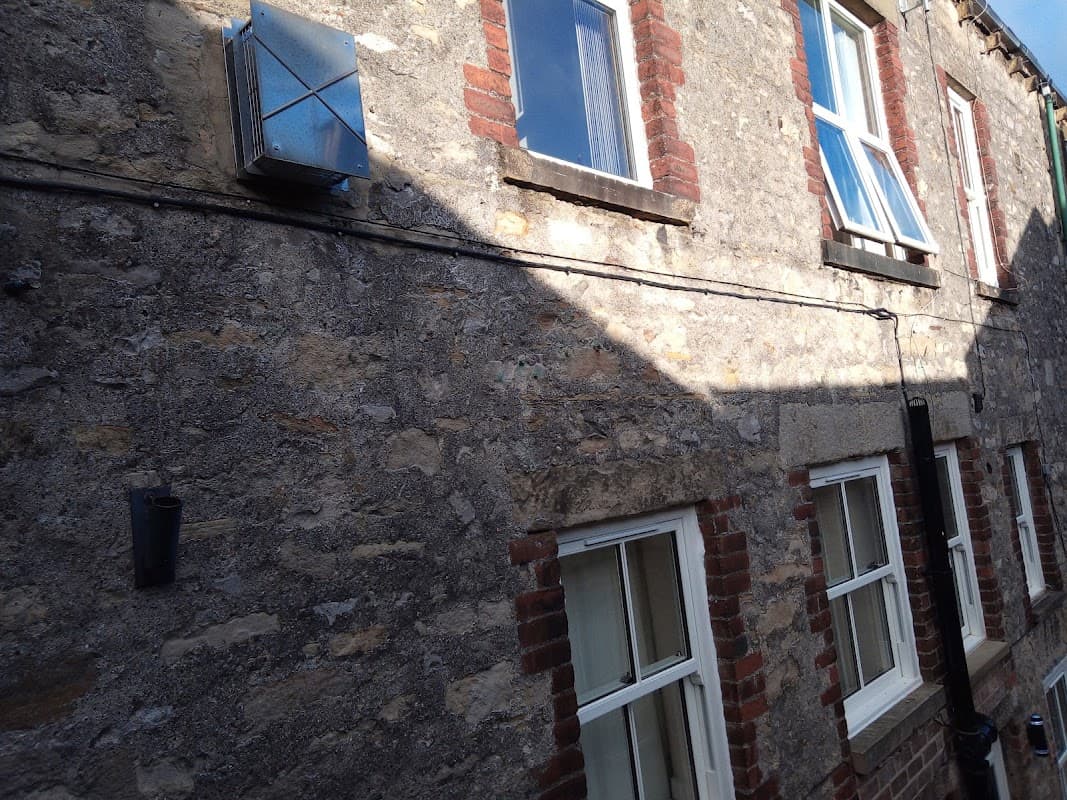 Commercial Courtyard - Shopping Centres in settle