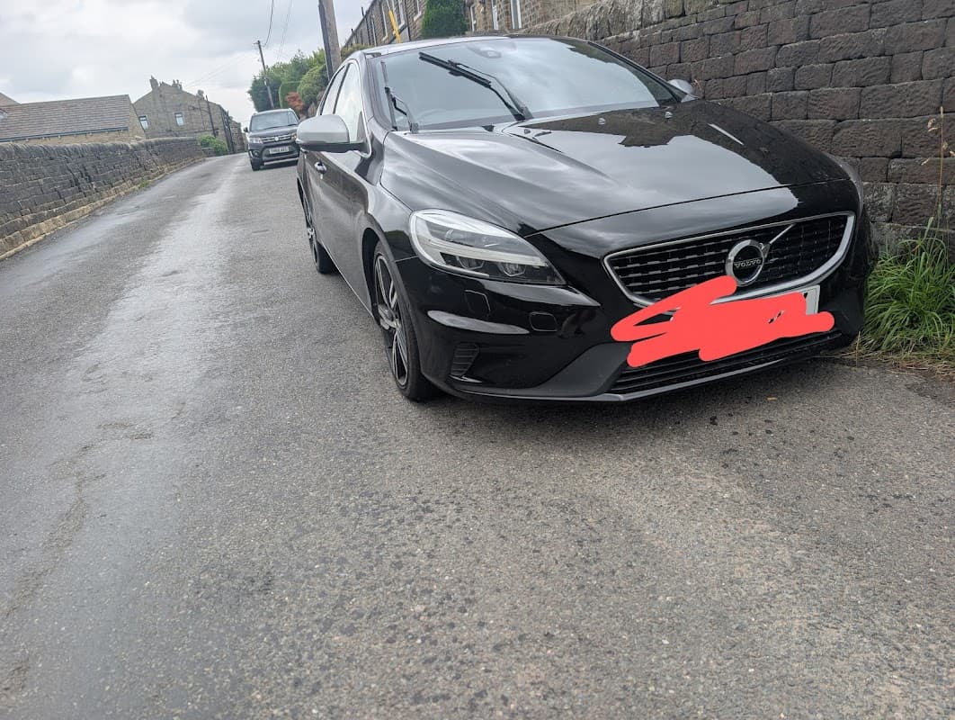 Valley Dubs - Garages in sowerby bridge