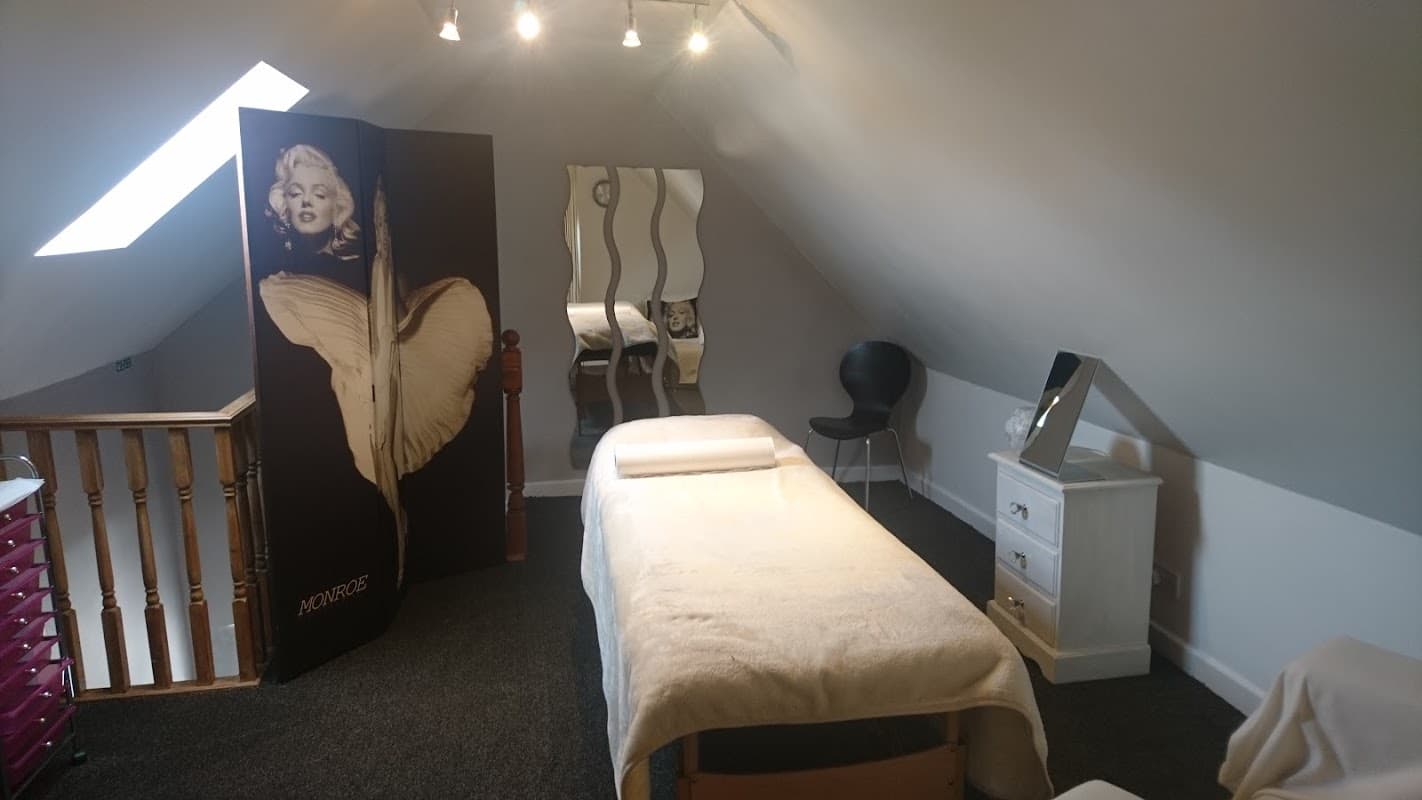 Creative hair by Laura - Hair Salons in thirsk