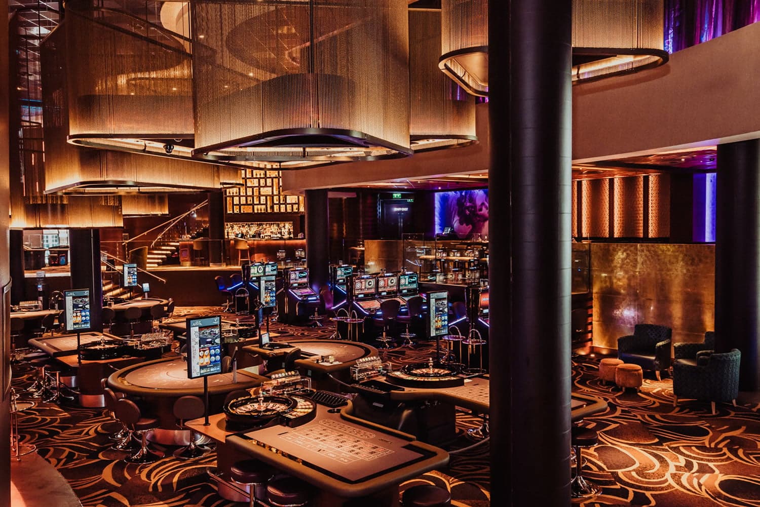Victoria Gate casino inside|||