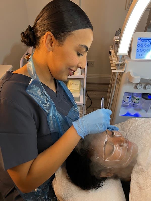 Opalescent clinic - Beauty Salons in woodhouse