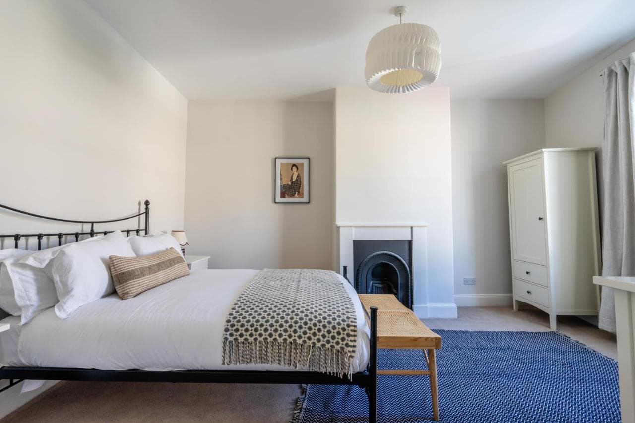 21 Scarcroft Road — photo 7