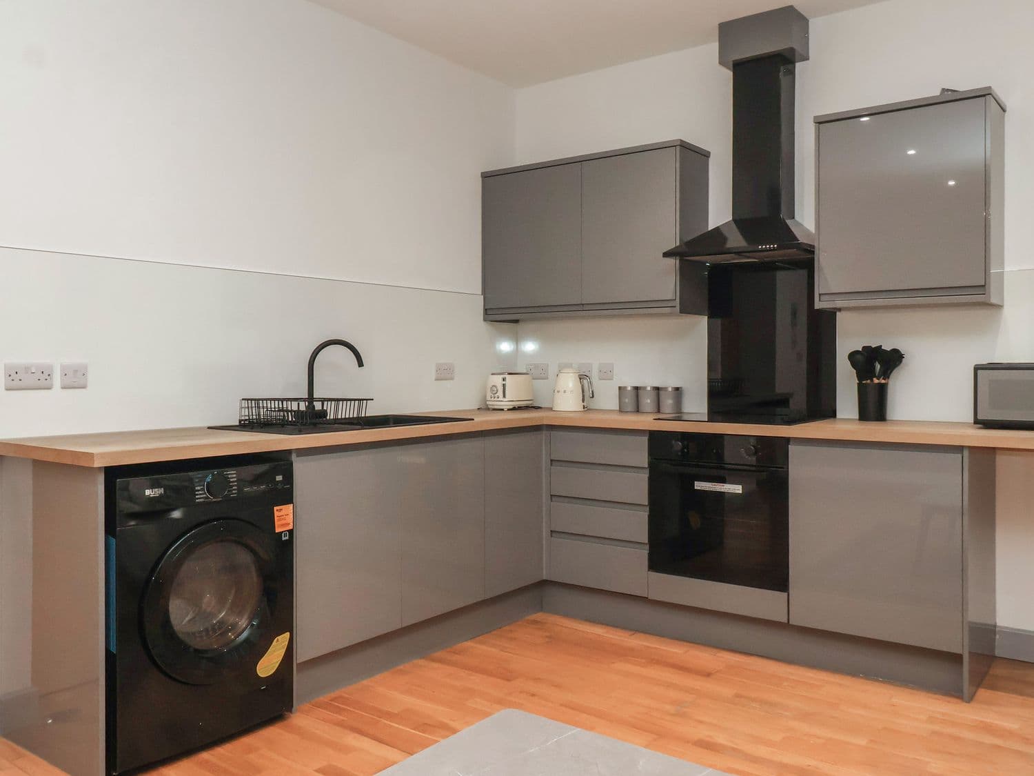 Apartment 9 — photo 3