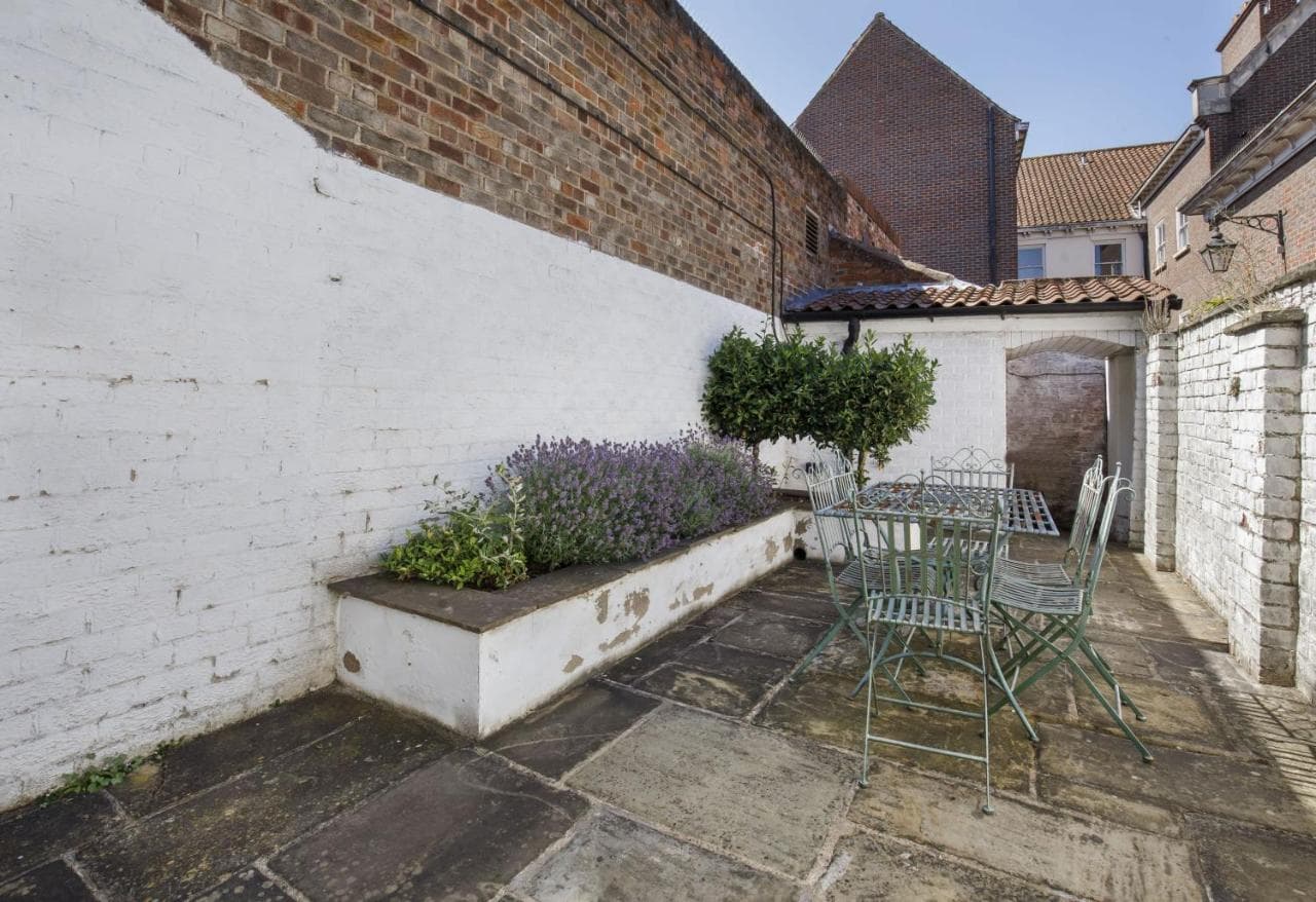 Bailey Court — photo 6