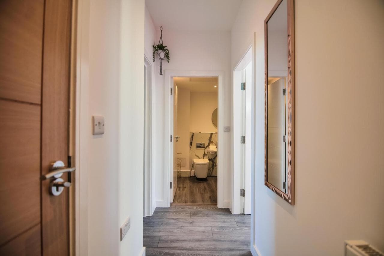 York Crescent Apartments — photo 7