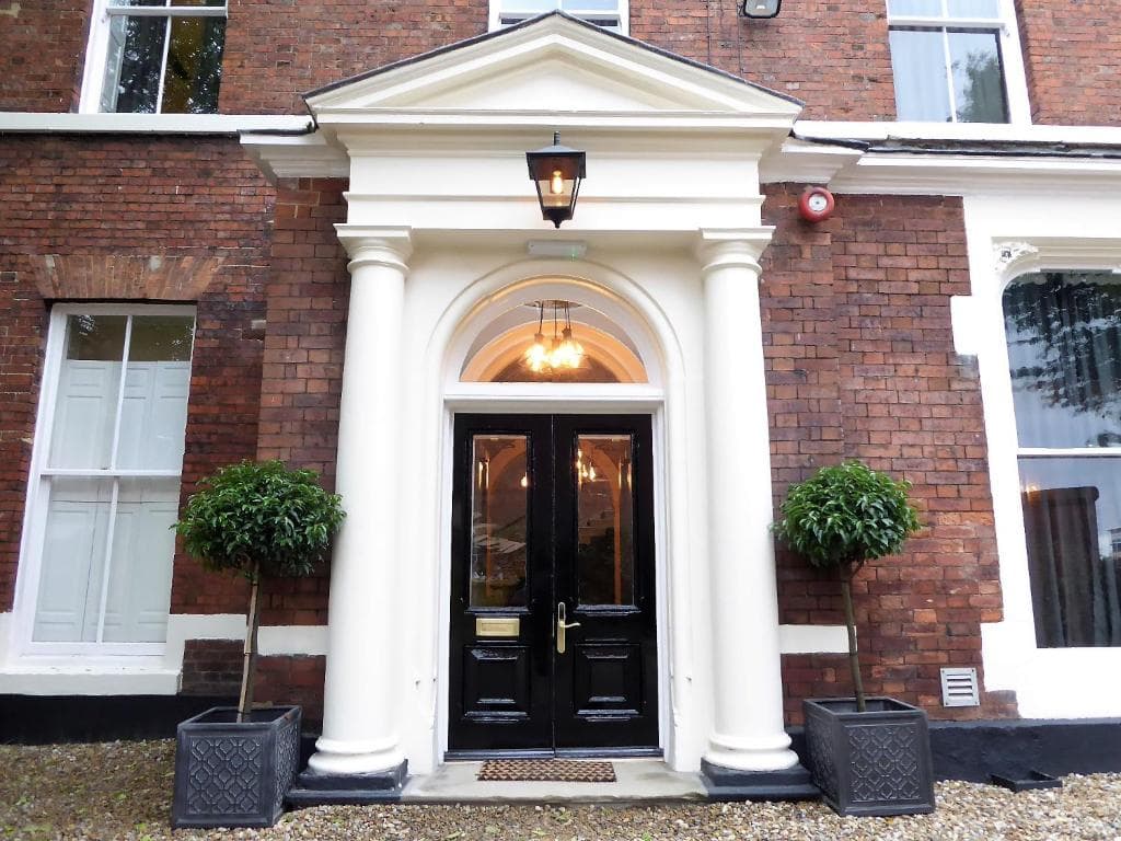 The Scott at Claremont Serviced Apartments Image 3