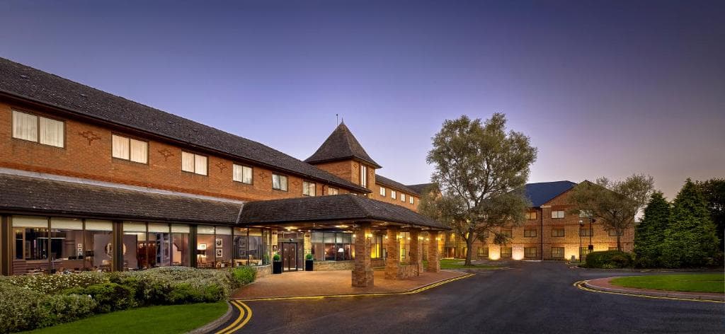 DoubleTree by Hilton Sheffield Park Image 3