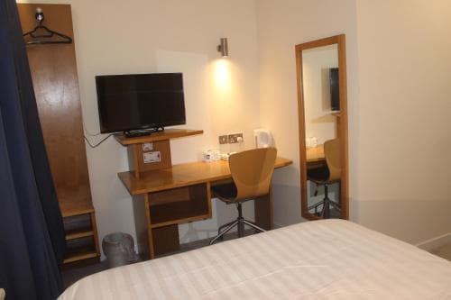 Corona Hotel Rotherham Sheffield Meadowhall Image 2