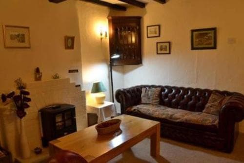 Pat's Cottage Image 2