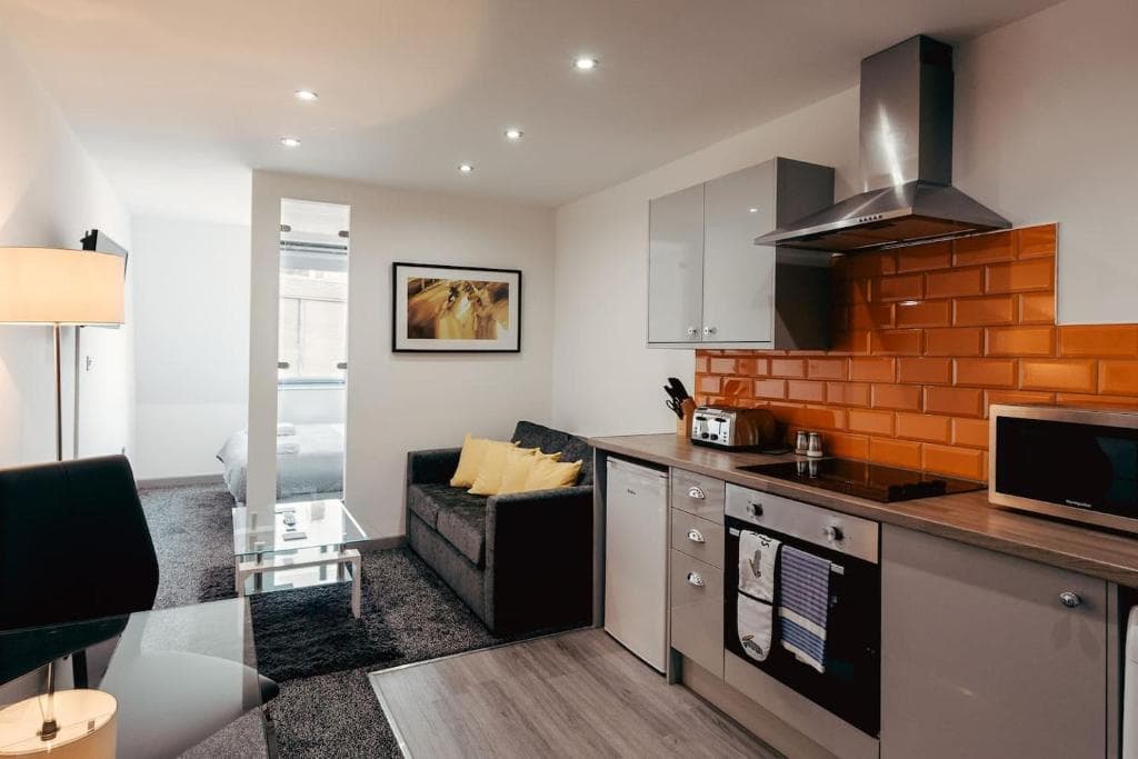 Halifax House, Studio Apartment 213 Image 2