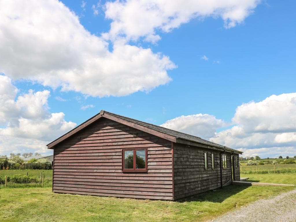 Rose Lodge Image 1
