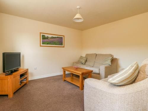 The Cottage at Manor Farm Image 1