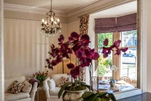 Swan View Apartment, Central Harrogate - 1 bedroom Sleeps 3 Image 1