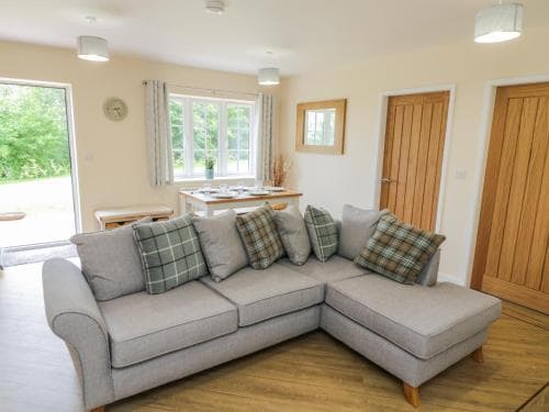 Ryedale Country Lodges - Willow Lodge Image 1