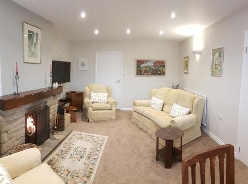 Woodpeckers Cottage Image 2
