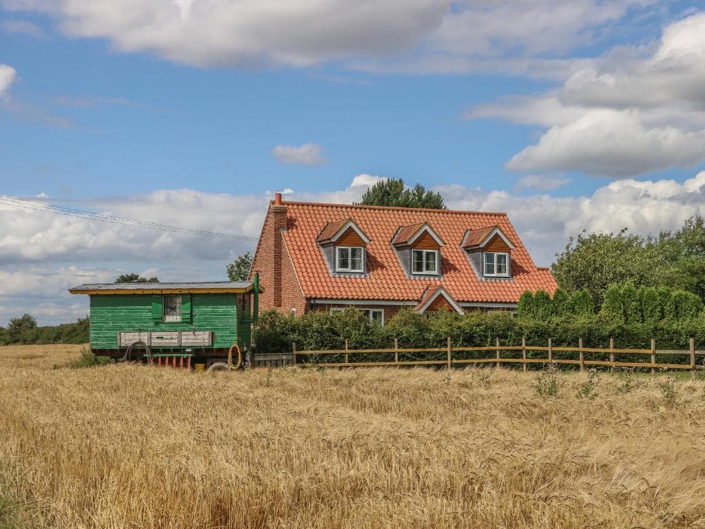 Wayside Cottage Image 1