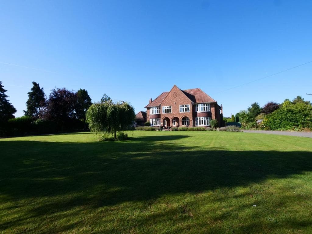 Westergate House Image 1