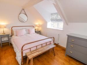 Cherry Cottage Image 6