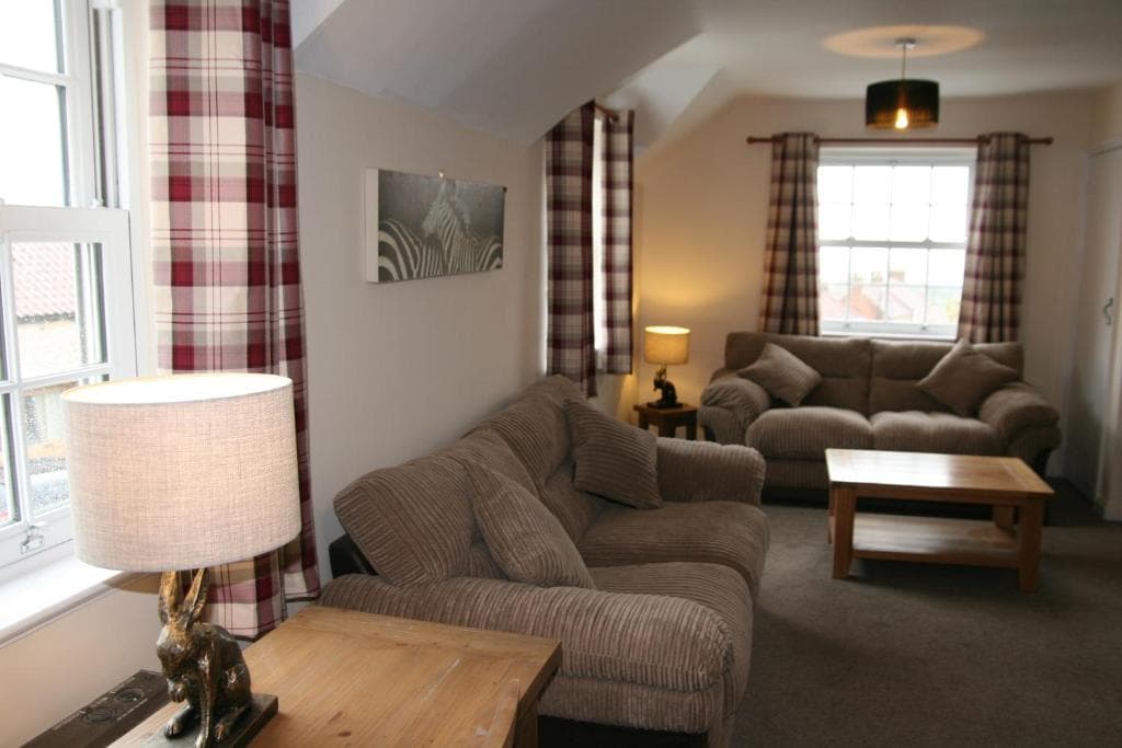 Hawthorn Cottage Crayke Image 1