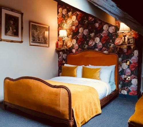 The Gin Lounge Rooms Image 1