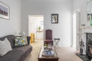 Harewood Estate Cottages Image 3