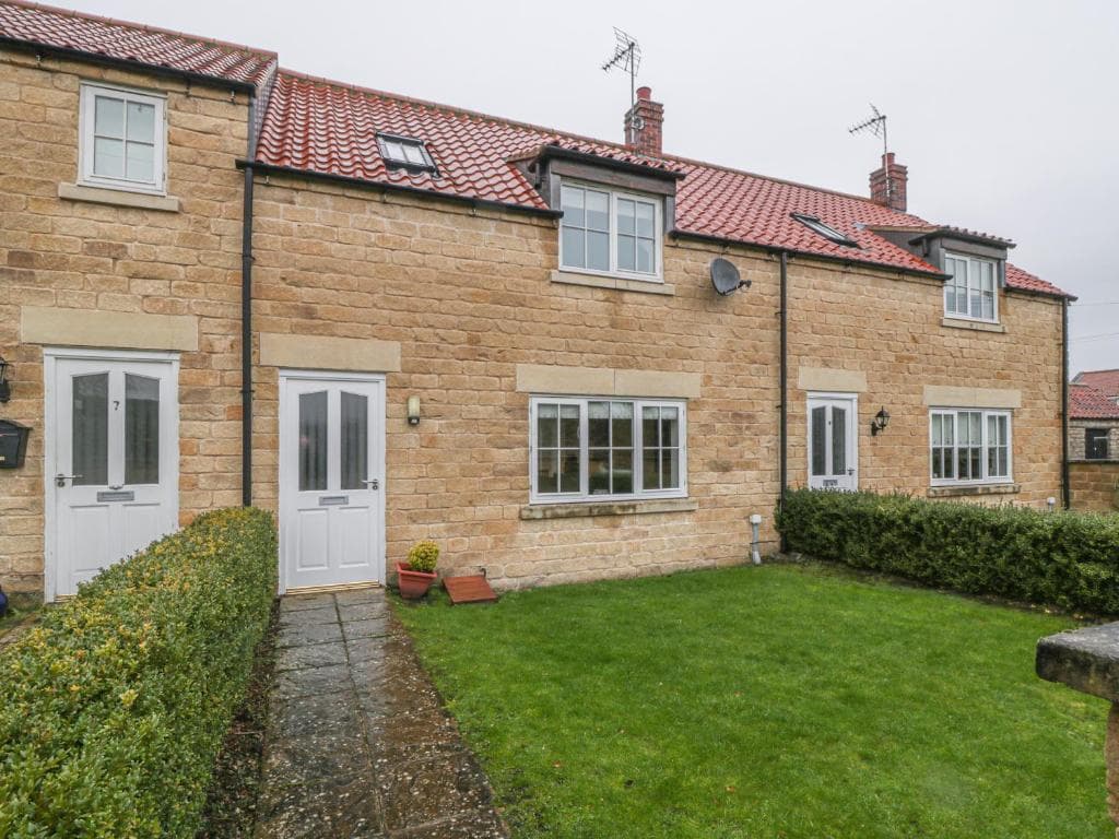8 Pottergate Mews Image 1