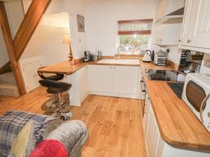 Chuckle Cottage Image 3