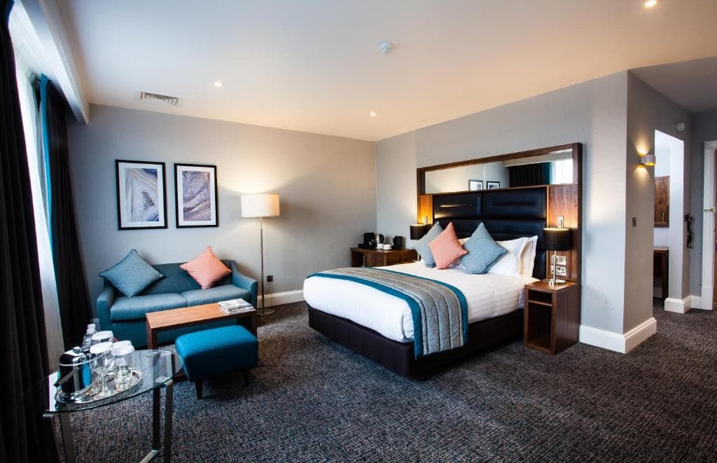 Crowne Plaza Leeds, an IHG Hotel Image 3