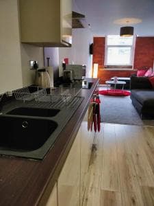 Empire Apartments Image 1