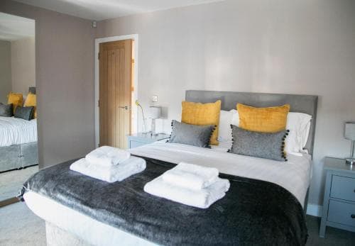 Alpha Spa classic 1 bedroom apartment Image 2