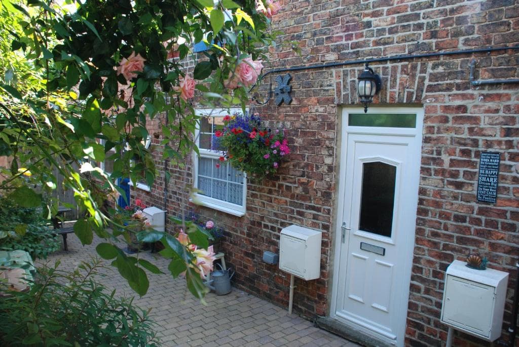 Saltburn Holidays Primrose Cottage Image 3