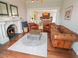 Ash Villa Image 2