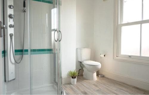 Eastside View Apartment Image 3