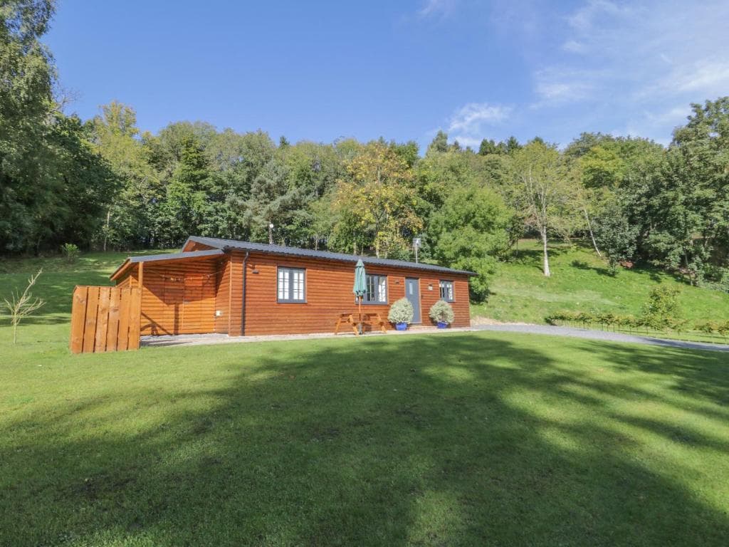 Ryedale Country Lodges - Hazel Lodge Image 2