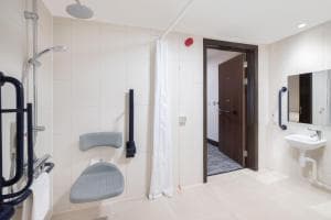 Ramada by Wyndham Leeds East Image 3