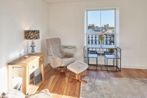 Host & Stay - The Salt Nook Image 2