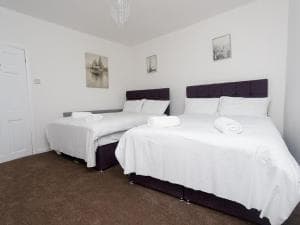 Eastpark Residence Image 3