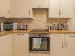 Elmwood Cottage Image 3