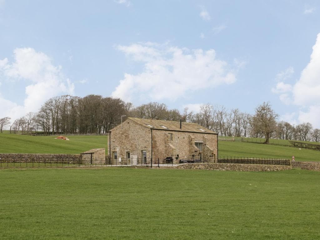 Crane Field Laithe Image 1