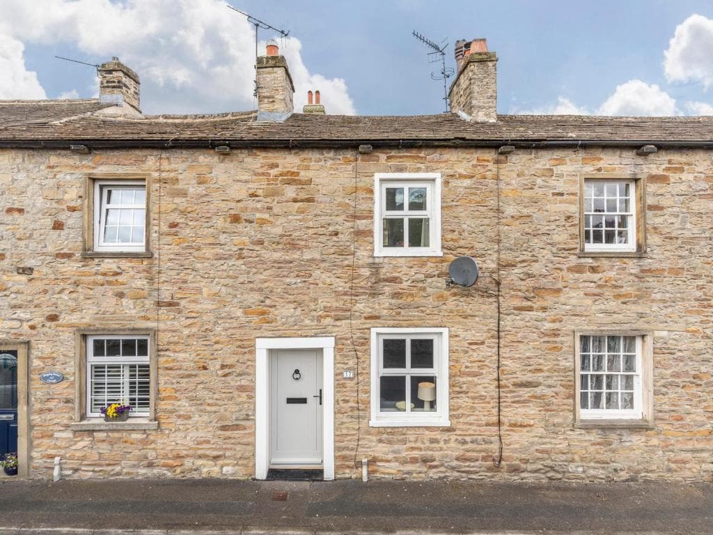 Riverstone Cottage Image 1