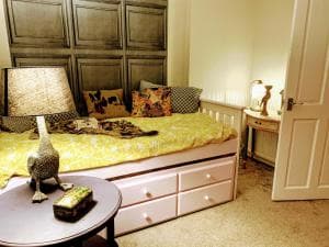 Bohemian 5-Bed Regency Townhouse in Hebden Bridge Image 1